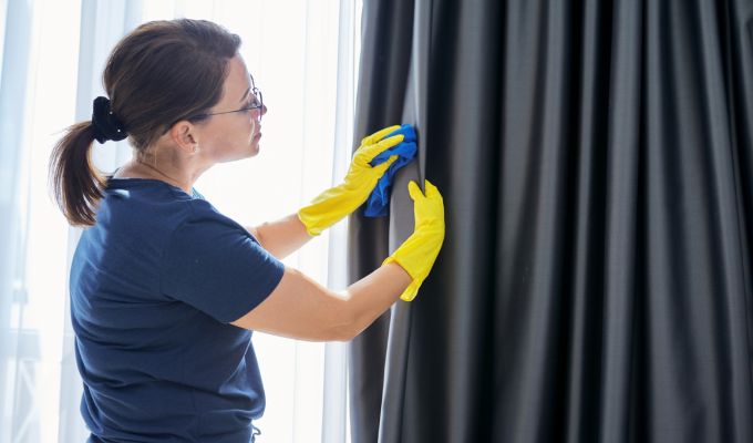 DIY Curtain Cleaning Tips for Safe and Effective Home Care
